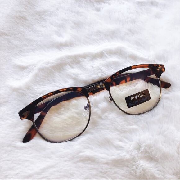 Vicky Tortoise Brown Blue Light Computer Glasses - Picture 5 of 10